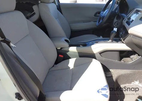 2018 Honda Hr-V Lx z USA, uszkodzony, nr VIN 3CZRU6H33JM717319